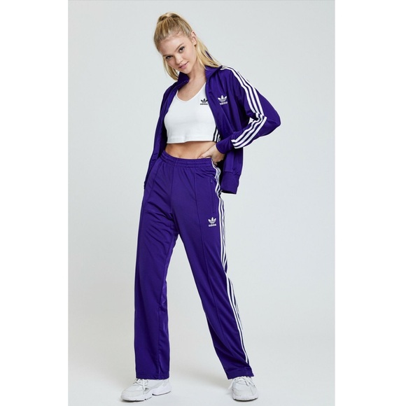 NWOT adidas White Cropped Tank Top with Signature Black 3-Stripes Women’s Size S - Picture 4 of 6